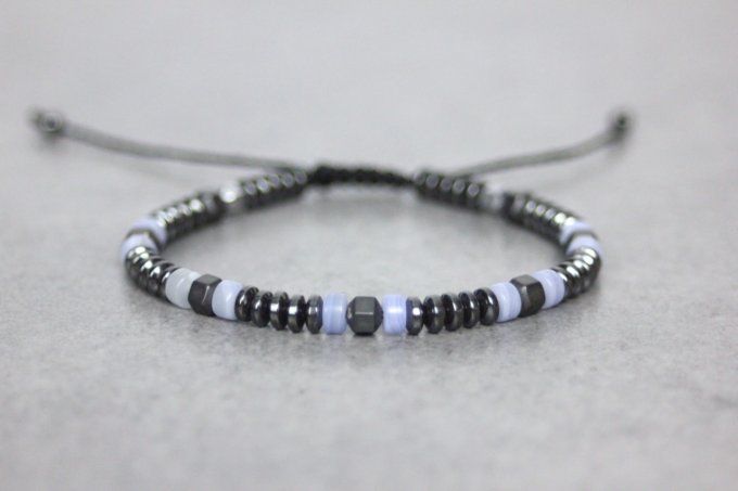 Bracelet perles heishi en calcédoine, hématite et hématite mat