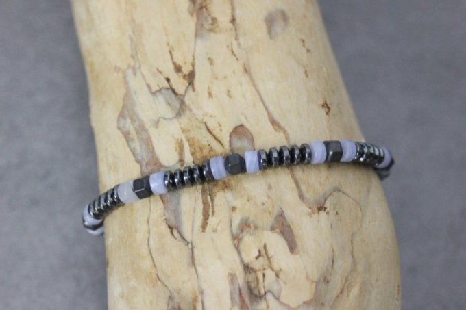 Bracelet perles heishi en calcédoine, hématite et hématite mat