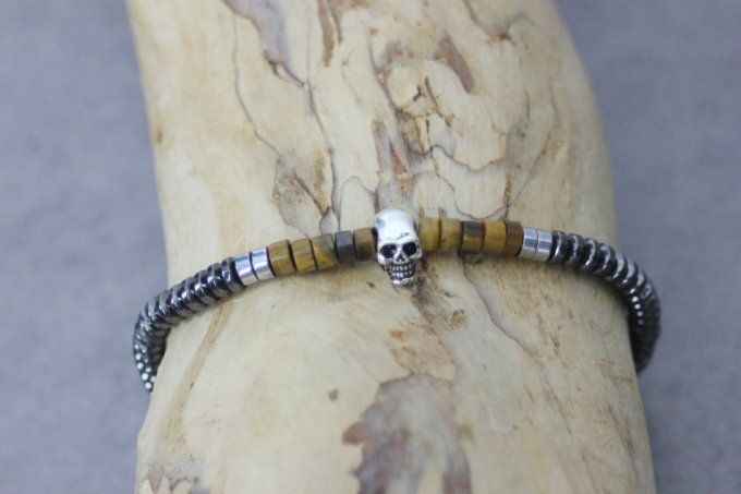 Bracelet perles heishi en oeil de tigre, hématite et tête de mort argent massif