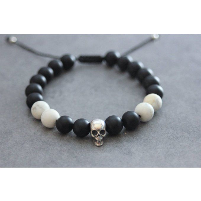 Bracelet perles onyx mat, howlite blanche et tête de mort argent 925