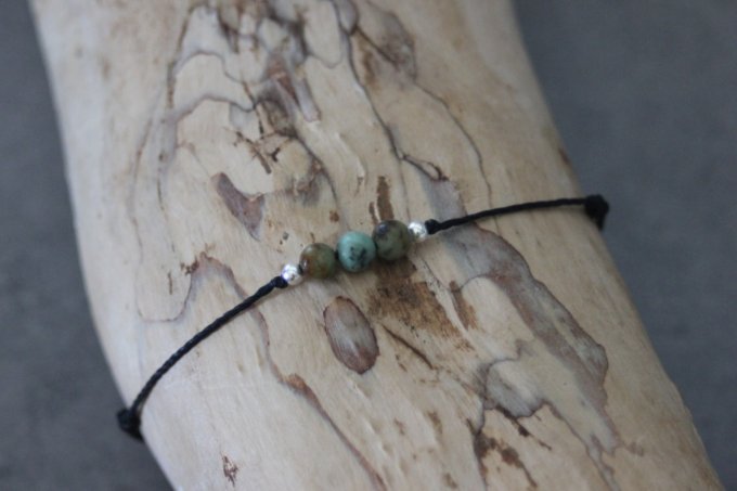 Bracelet cordon 3 perles turquoise africaine et argent massif