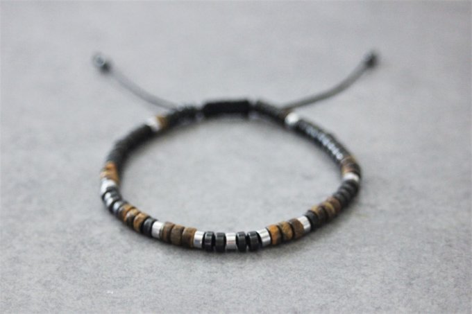 Bracelet perles heishi en oeil de tigre, hématite et hématite argentée