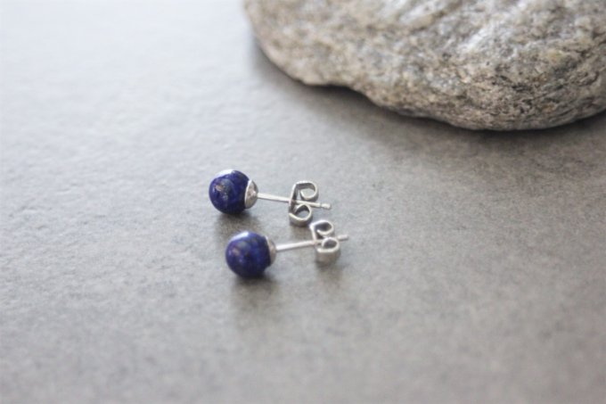 Boucles d'oreilles en lapis lazuli et argent massif 