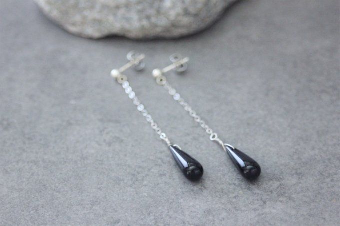 Boucles d'oreilles pendantes en onyx noir et argent massif  