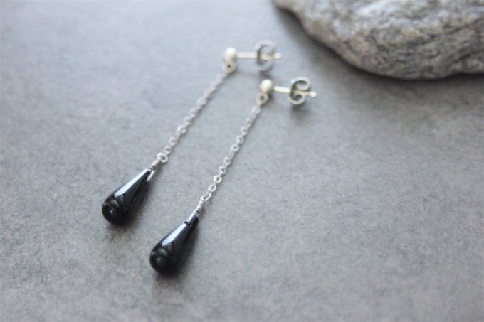 Boucles d'oreilles pendantes en onyx noir et argent massif  