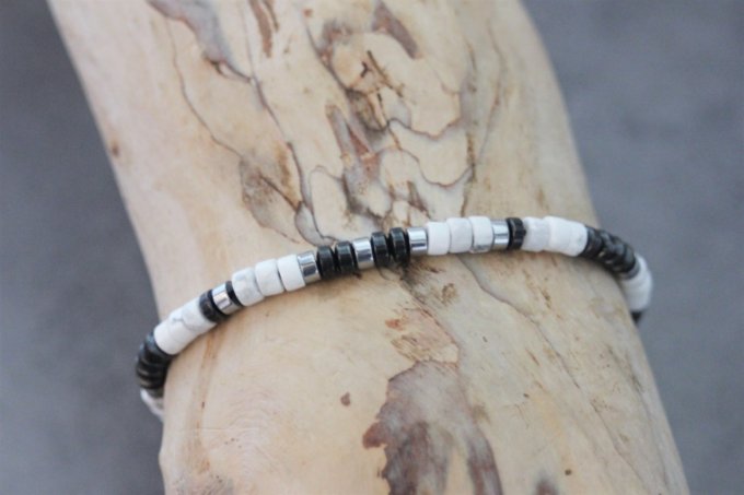 Bracelet perles heishi en howlite blanche, hématite et hématite argentée