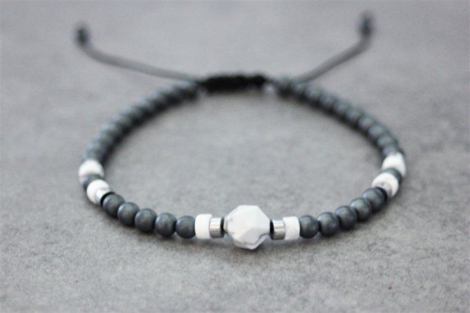 Bracelet perles hématite mat, hématite argenté et howlite blanche