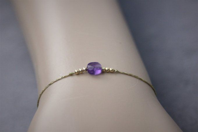Bracelet cordon perle carré en améthyste et or gold filled