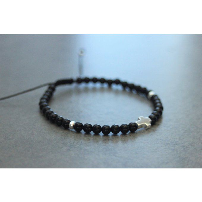 Bracelet perles onyx, perles et croix argent massif 