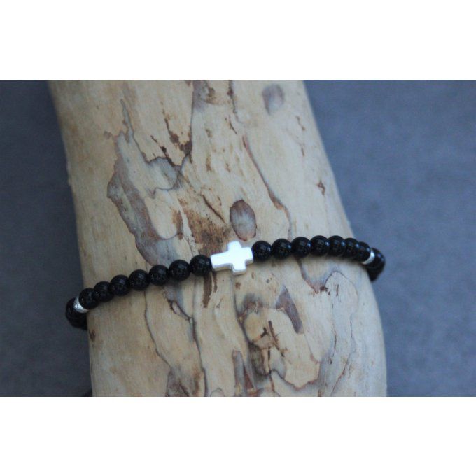 Bracelet perles onyx, perles et croix argent massif 