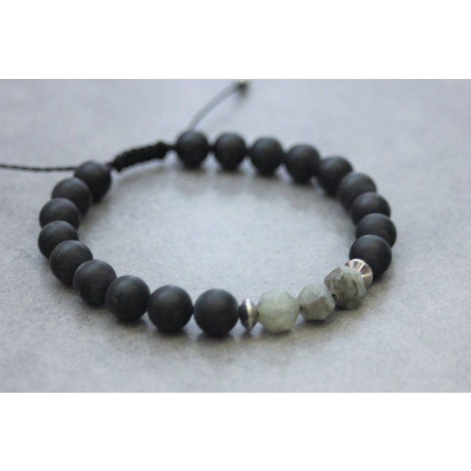 Bracelet en perles onyx mat, labradorite et acier inoxydable