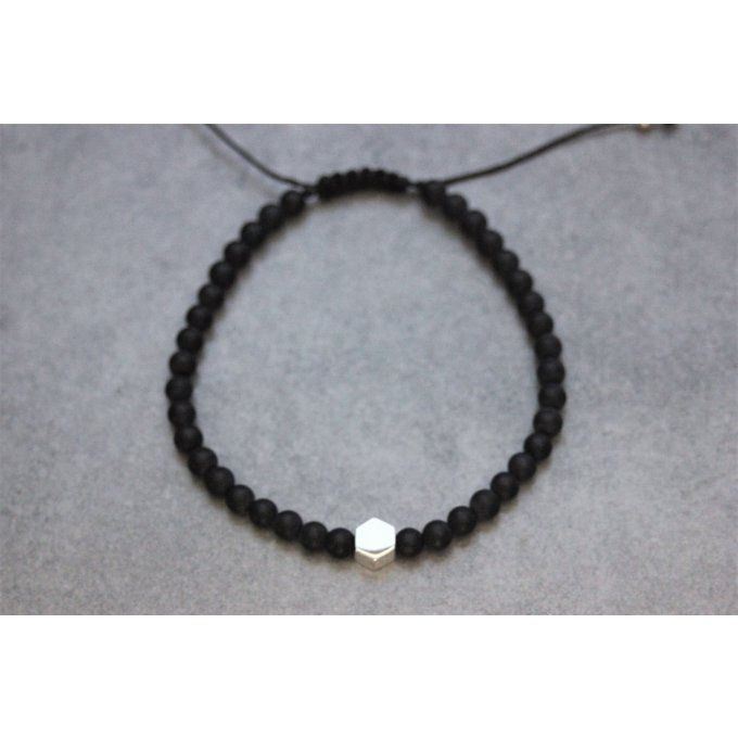 Bracelet perles onyx mat et perle hexagone en argent massif