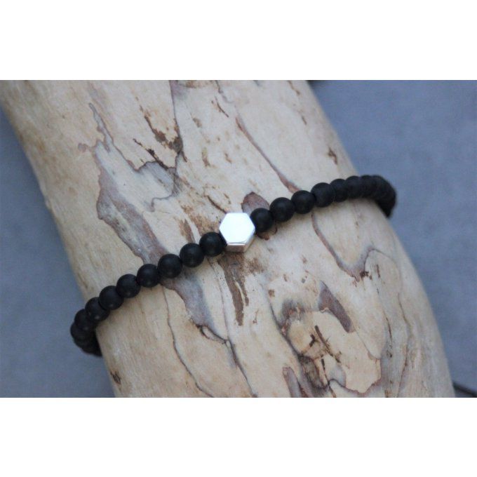 Bracelet perles onyx mat et perle hexagone en argent massif