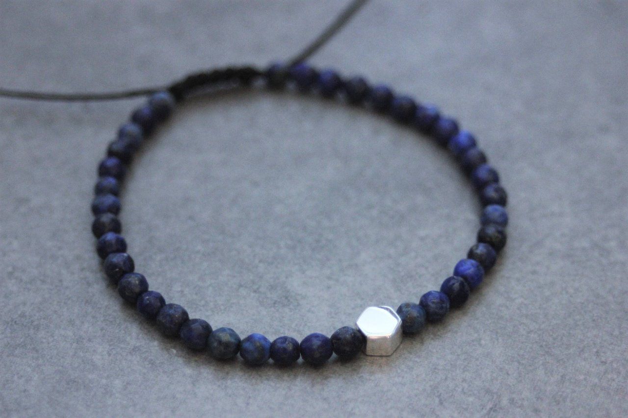 Bracelet perles lapis lazuli et perle hexagone en argent massif